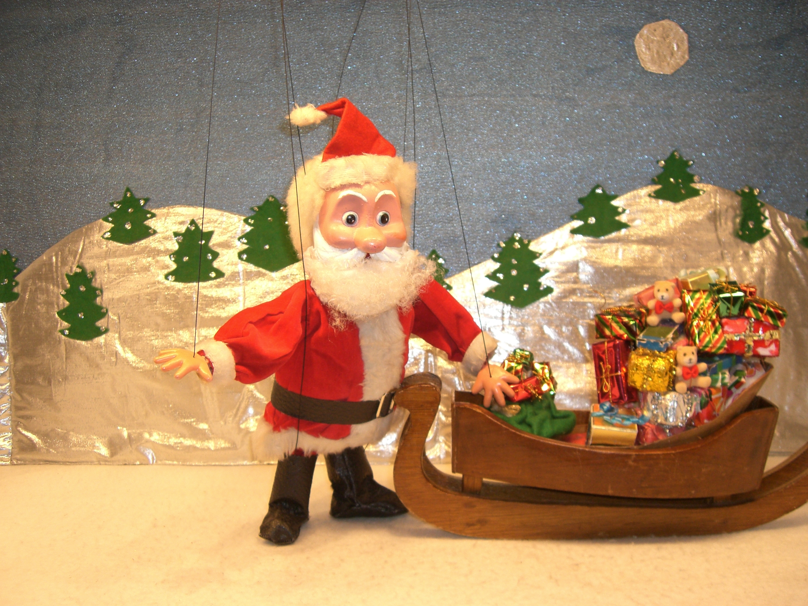 Bob Lutts Fulshear/Simonton Branch Library Offers Holiday Marionette Show and More in December