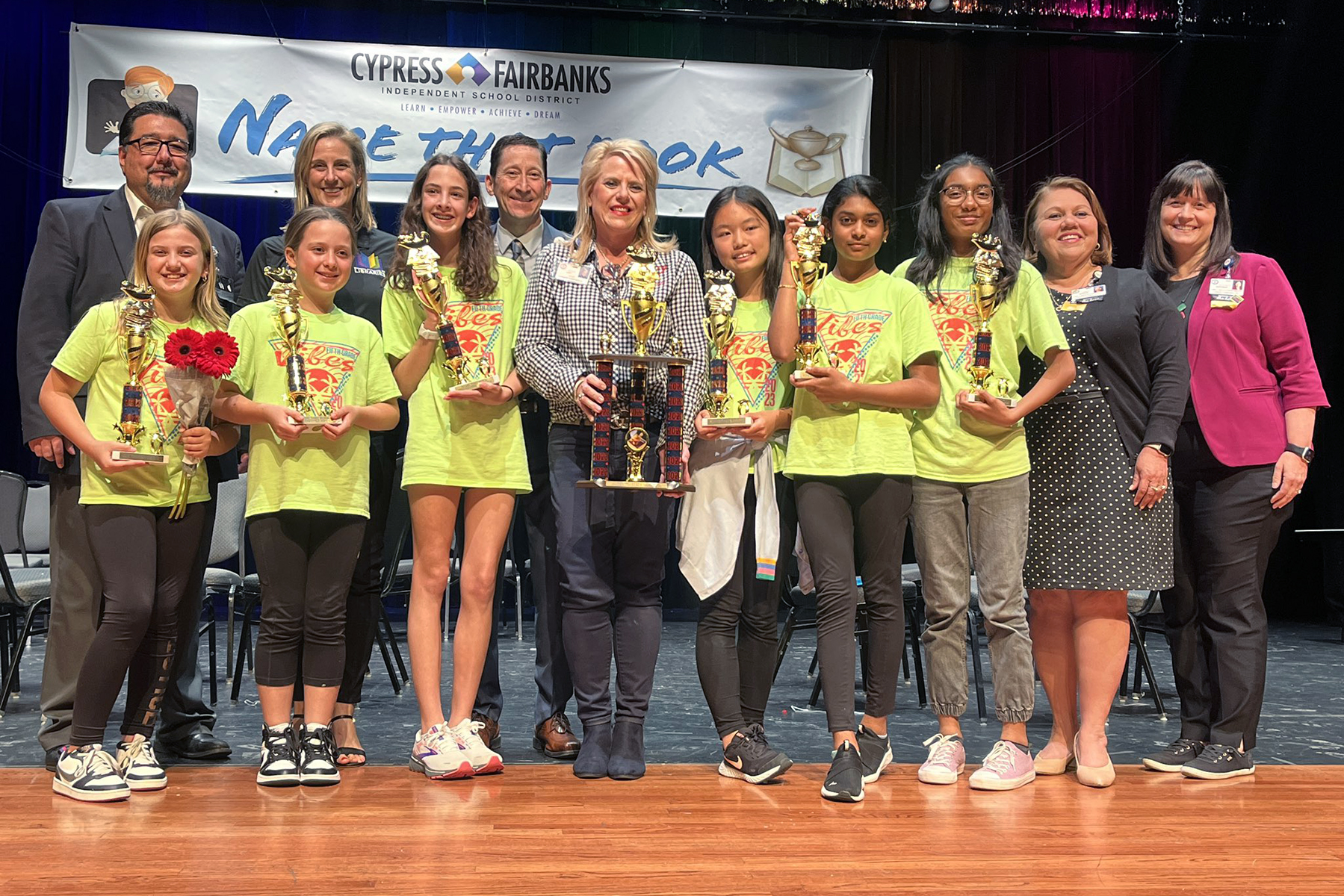 Warner Elementary Students Win Name That Book District Title