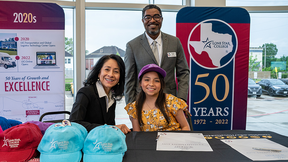 New Spring ISD Teachers College Academy Offers Students a Jumpstart for Future Educational Careers
