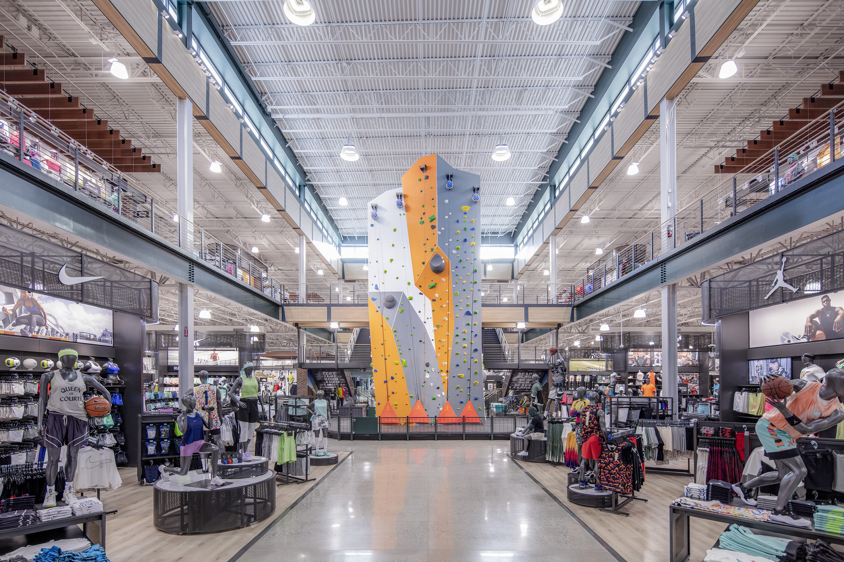 Mass Hiring Event This Week for New Sporting Goods Complex in Katy