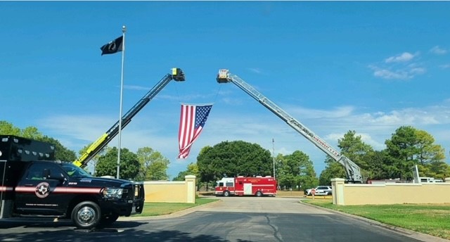 Houstonians Unite for Annual 9/11 Day of Service and Remembrance at Houston National Cemetery