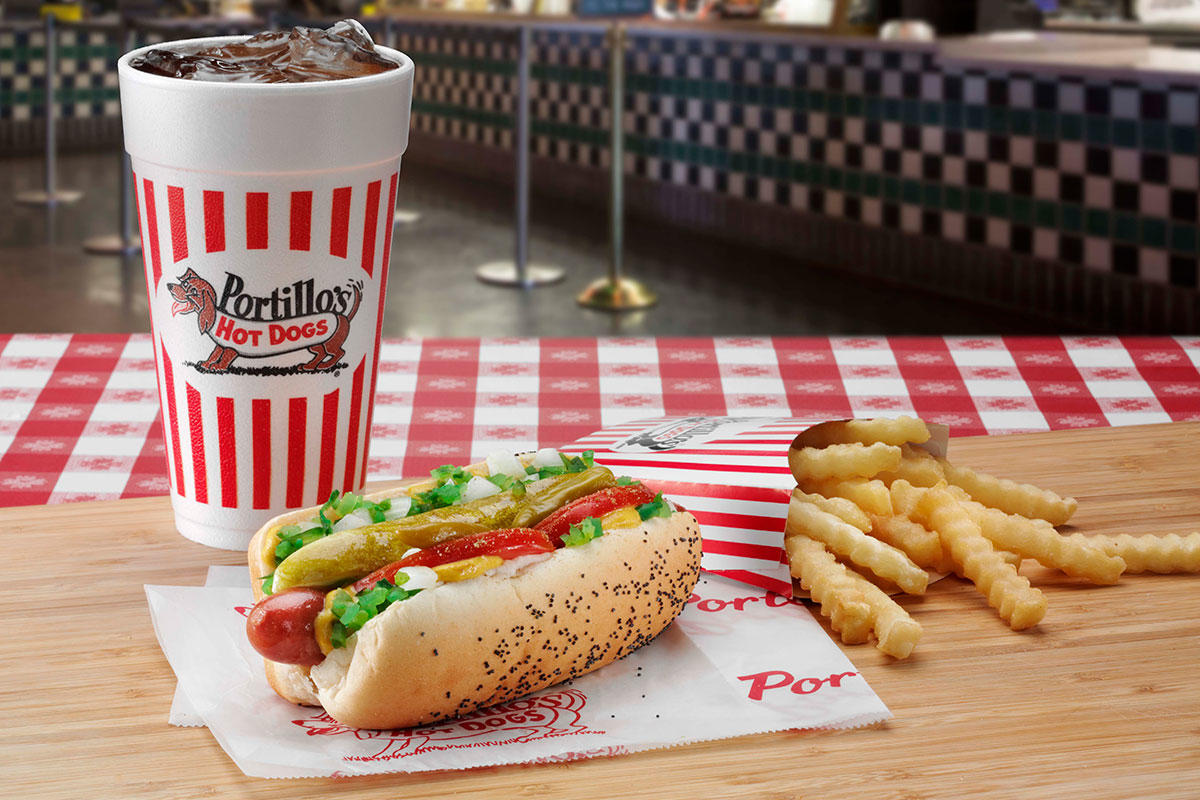 Portillo’s Opens in Tomball with Chicago Flavors and a $10,000 Boost for Local Education