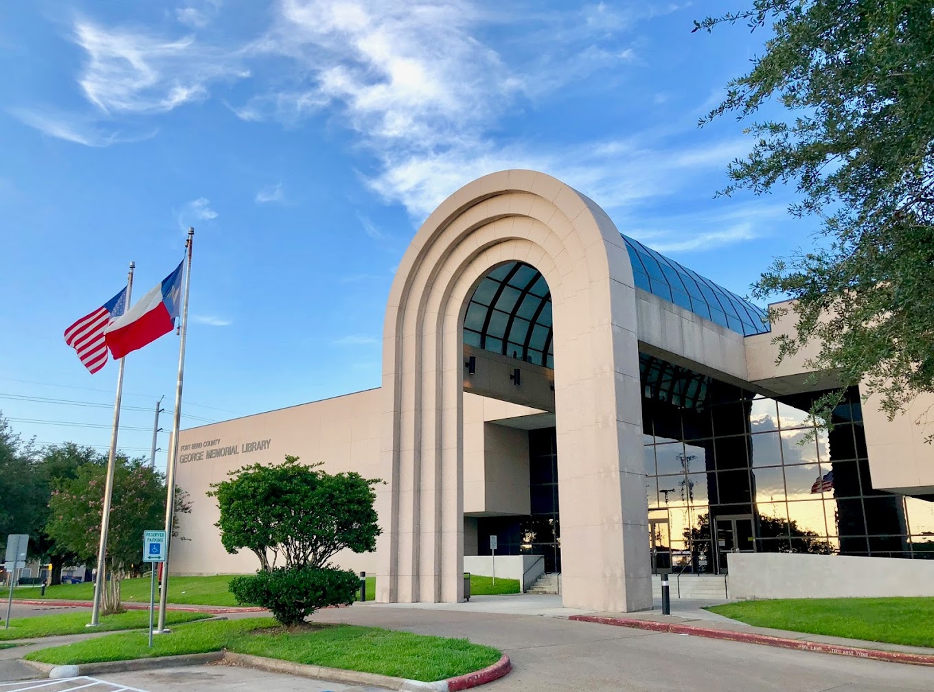 Fort Bend County Libraries Launch New Online Catalog & Network September 2