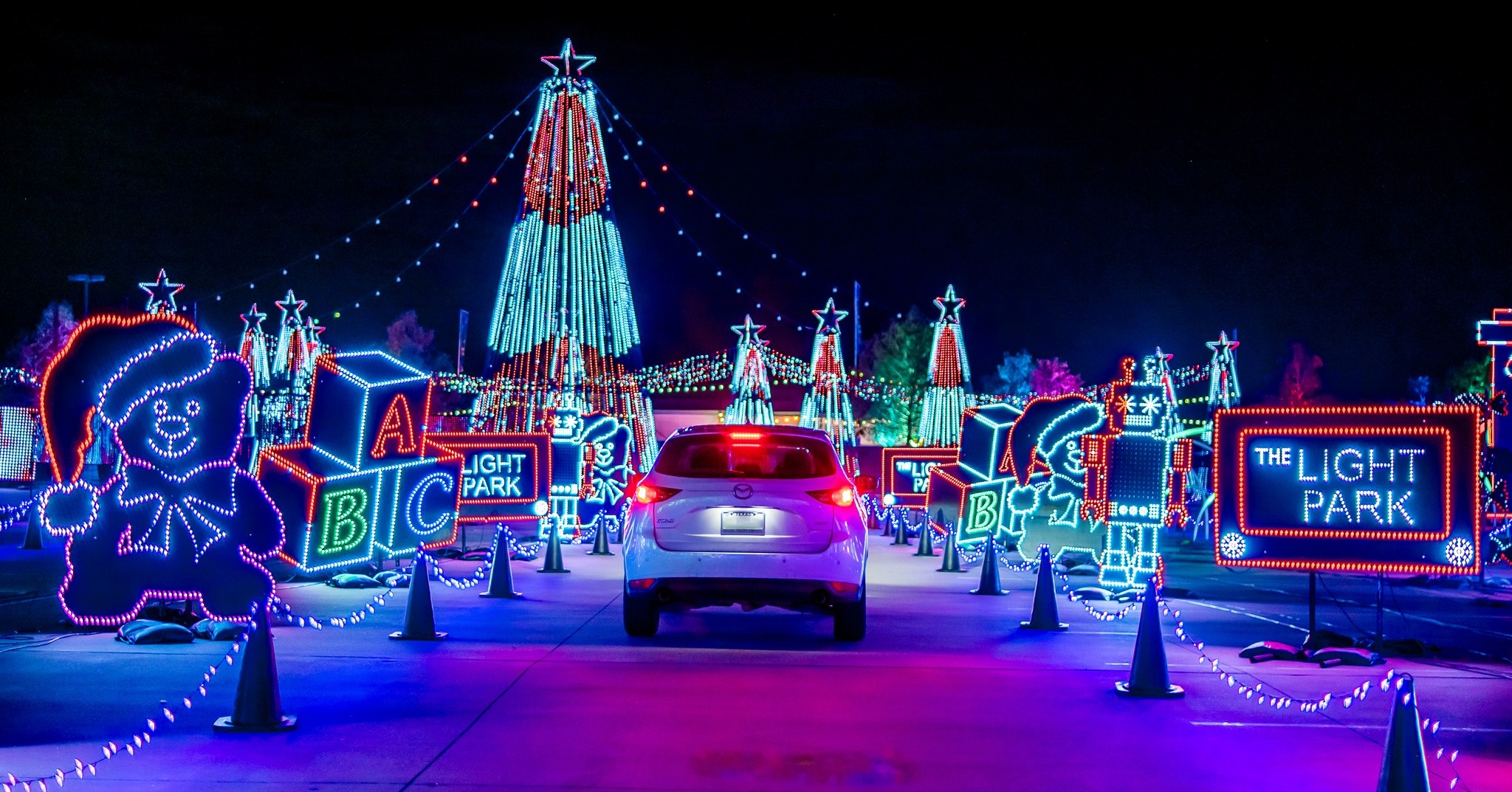 The Light Park Dazzles Guests at Hurricane Harbor
