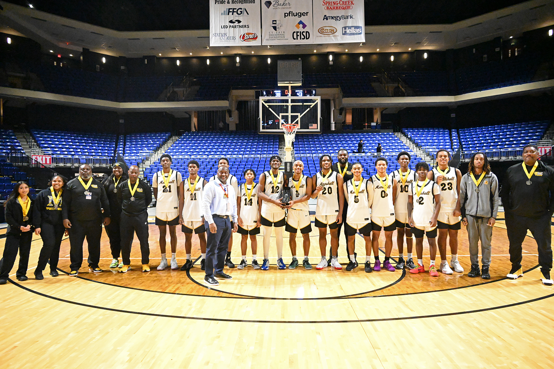 Fort Bend Marshall Wins Houston Methodist Cy-Hoops Invitational Title