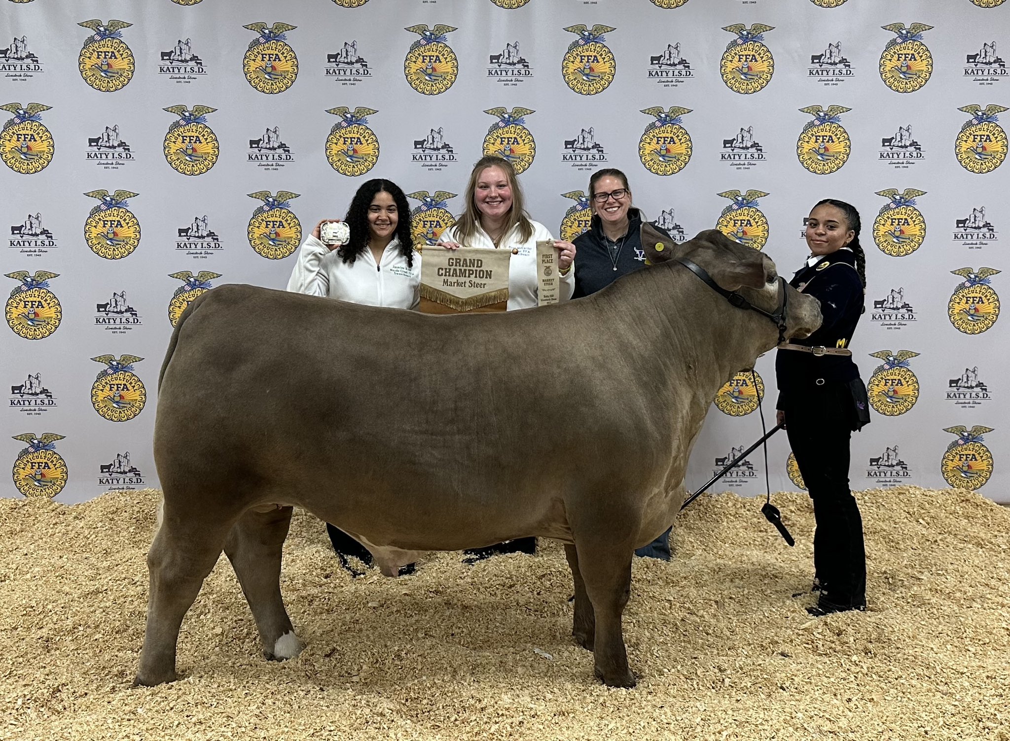 https://myneighborhoodnews.com/uploads/images/News/Feb_2023/kisd_livestock_show_2023_recap_article_pic.jpg