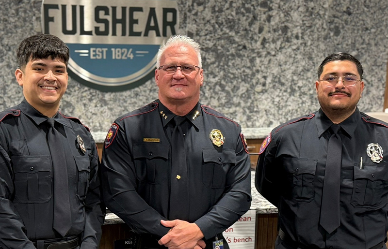 Fulshear Police Department Welcomes New Officers Alexis Samaniego and Charlie Flores