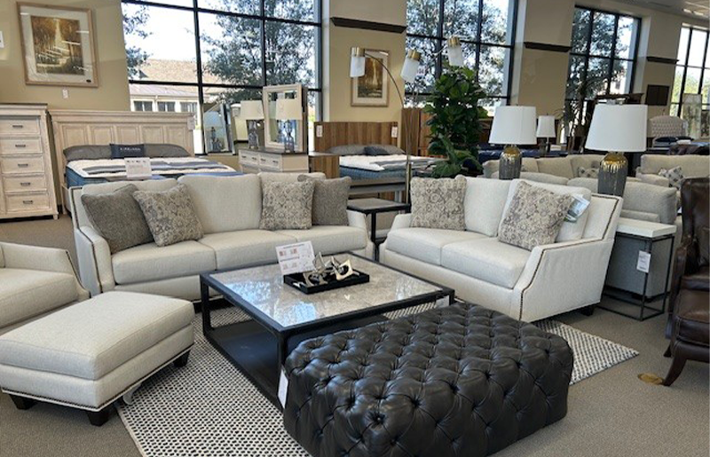 Texas Furniture Hut to Close Katy and Cypress Stores, Launches Liquidation Sale