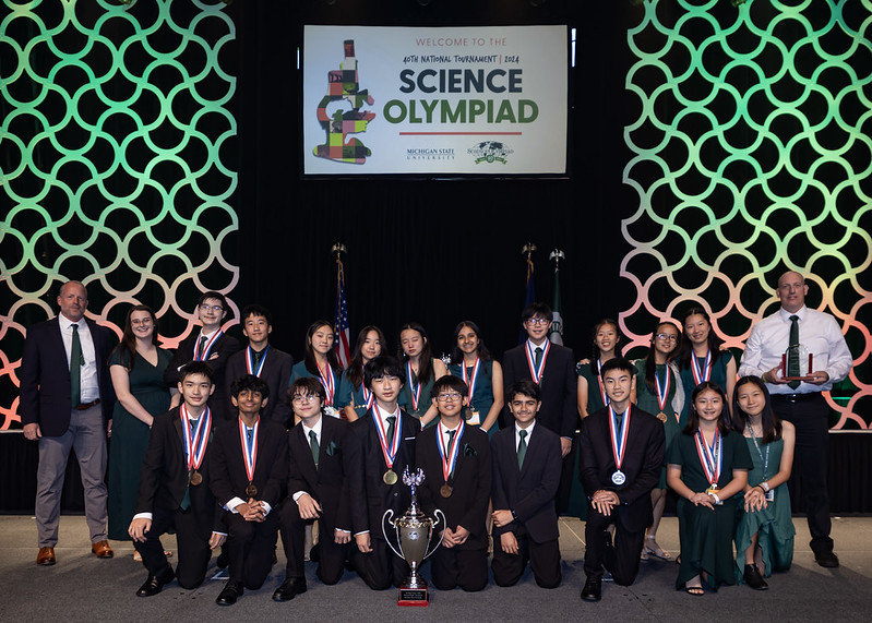Beckendorff Junior High, Seven Lakes High School Represent District and State at National Science Competition
