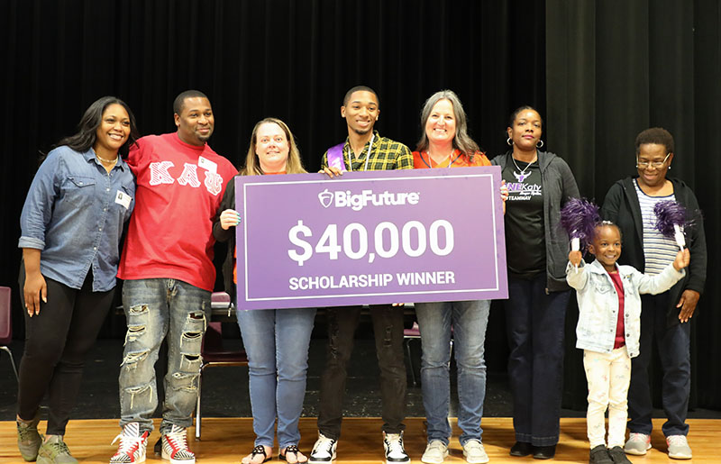 Katy ISD Student Awarded a Surprise $40K ScholarshipÂ from College Board