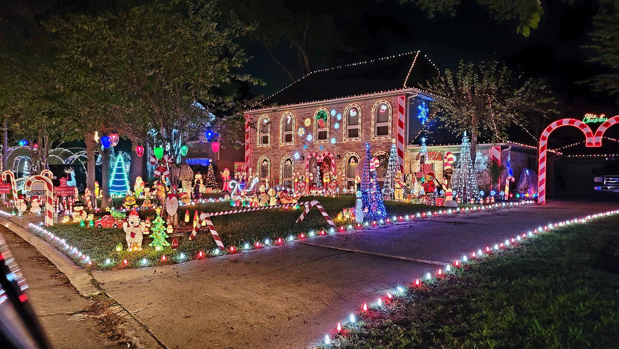 Experience the Magic of Holiday Lights at 45th Annual Nite of Lites in Prestonwood Forest