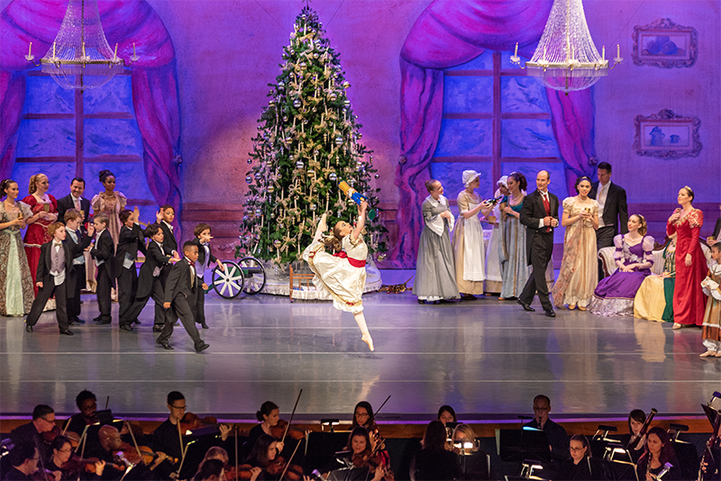 Houston Repertoire Ballet Back on Track with Full Performance and Live Music of The Nutcracker